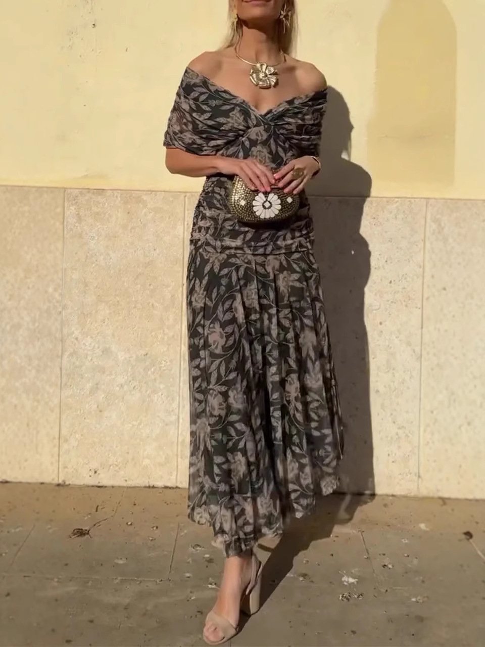 セレナ™ | オフショルダー花柄ロングドレス